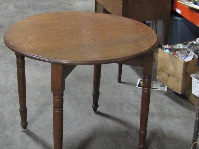 Round Wood Table