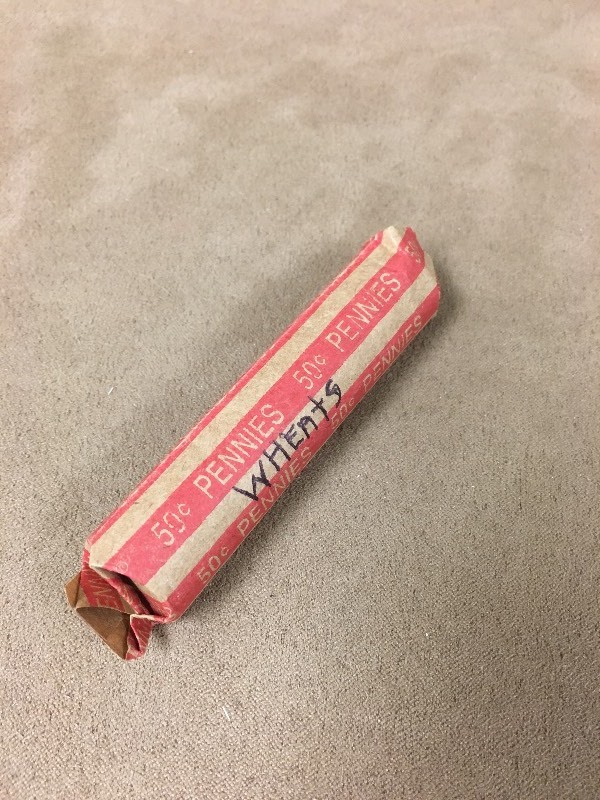 1 roll of mixed date Wheat cents...