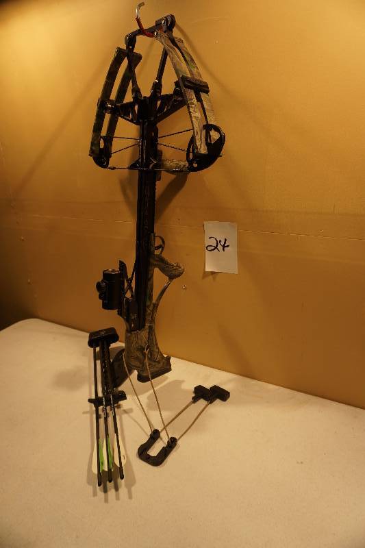 lot 24 image: Bowtech Stryke Force Cross Bow