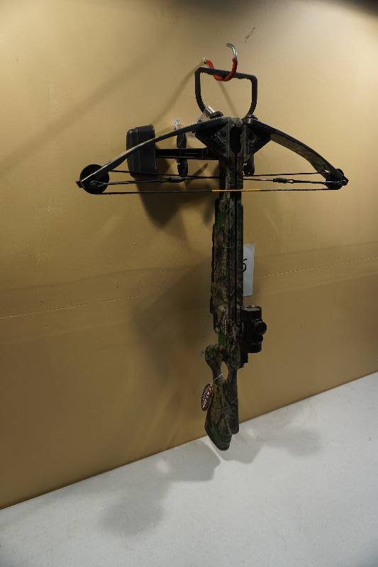 lot 25 image: Horton Legend Model HD175 Cross Bow
