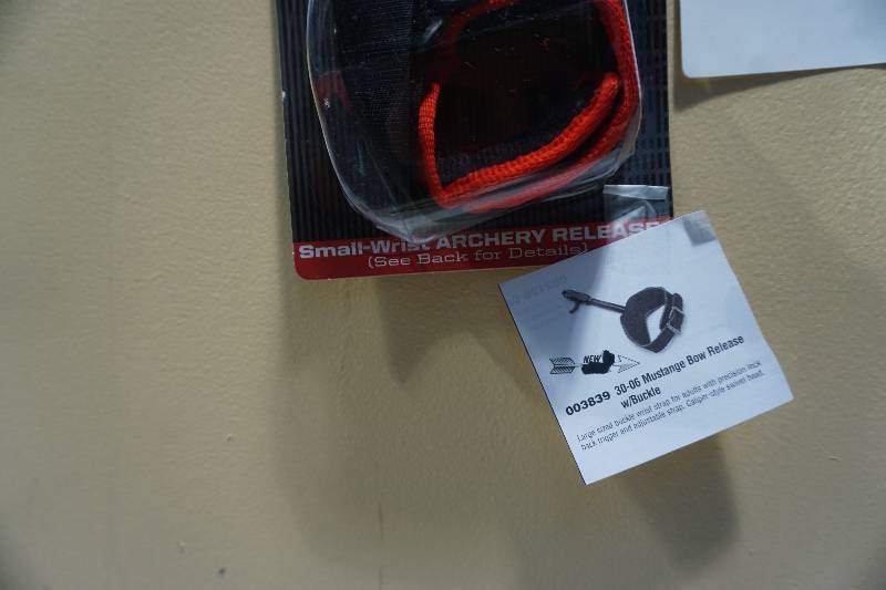lot 106 image: .30-06 Outdoor Products Model RELR Compound Bow Caliper Release