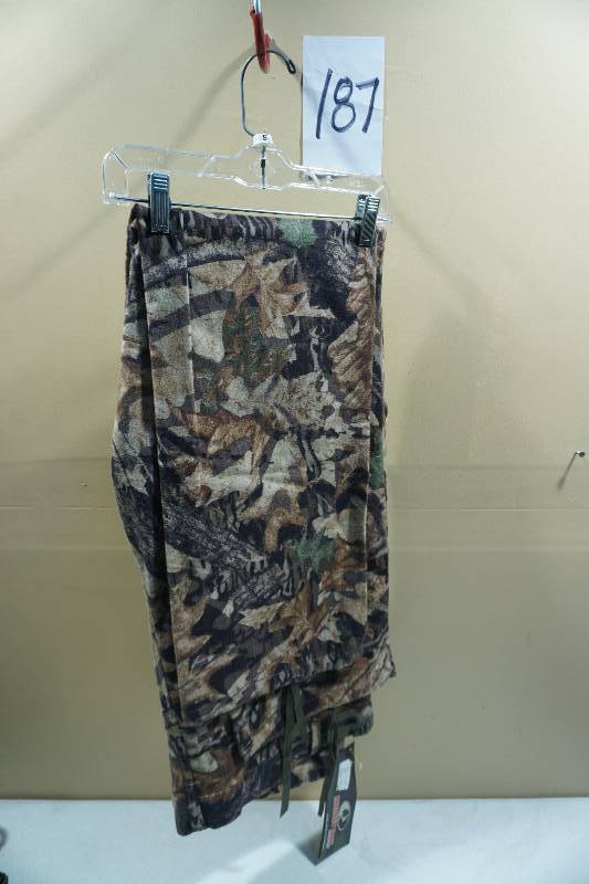 Mossy Oak Forest Floor Silent Camo Design Chamois Hunting Pants