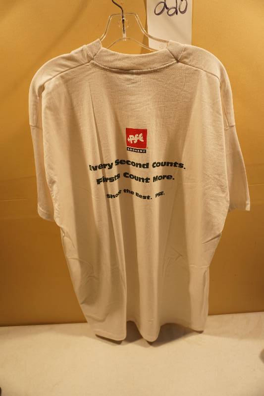 lot 220 image: PSE Archery T-Shirt