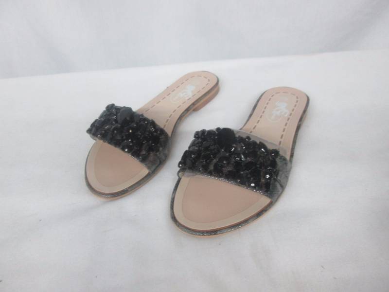 lot 58 image: GC Shoes Womens Bejeweled Sandal