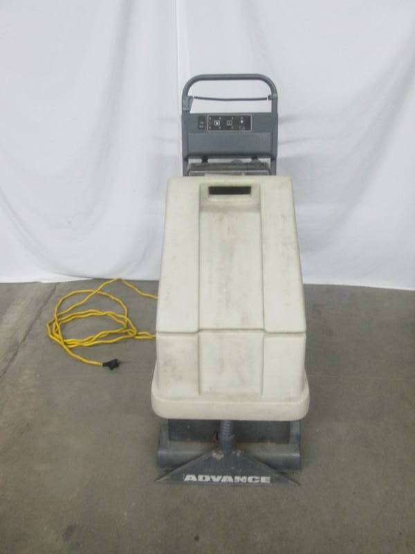 lot 7 image: Aqua Clean Advance 15 Carpet Cleaner