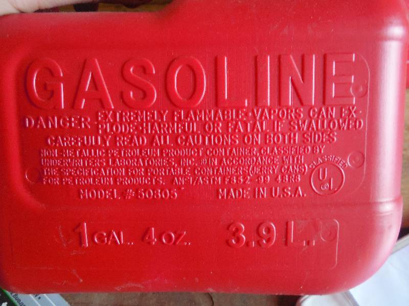 lot 12 image: (2) GAS CANS
