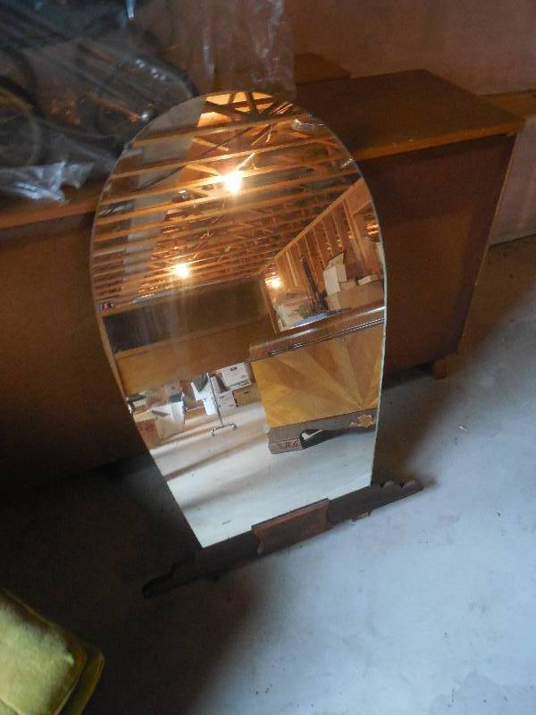 lot 47 image: 3 FOOT MIRROR