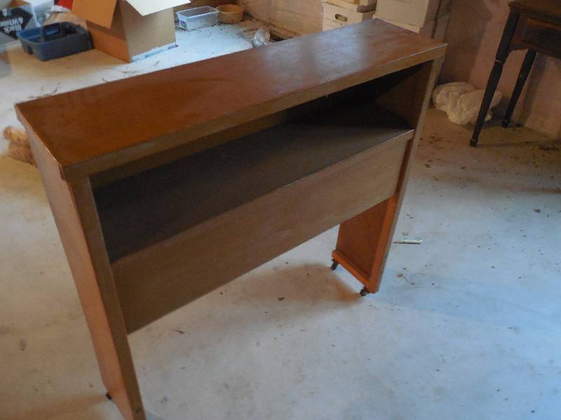 lot 64 image: Single Head Board