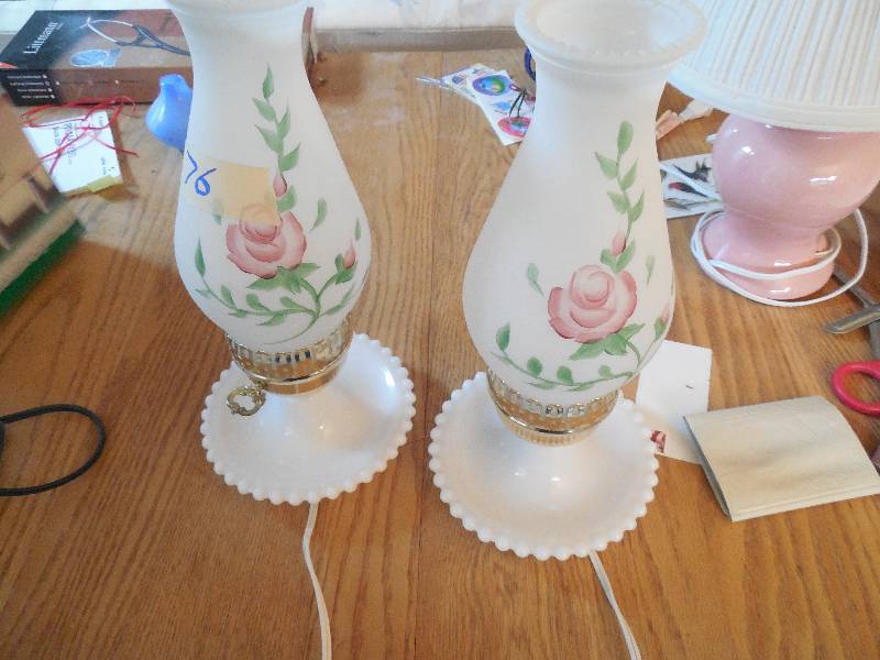 lot 76 image: LOT OF 2 LAMPS