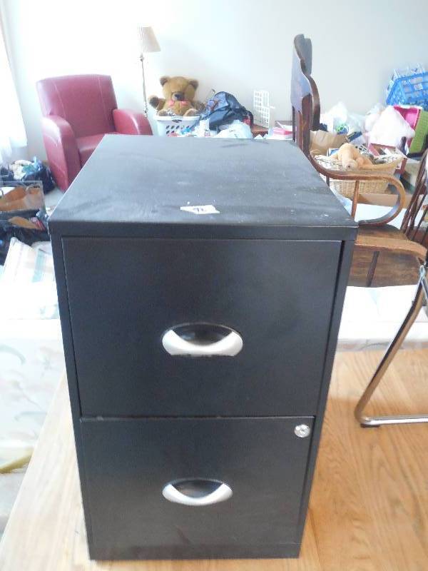 lot 92 image: 2 TIER FILE CABINENT