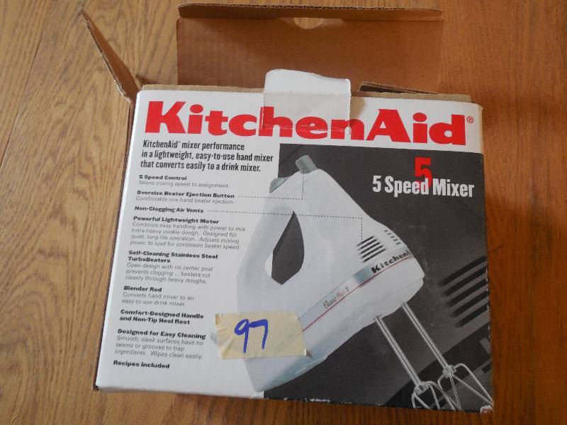 lot 97 image: KITCHEN AID MIXER