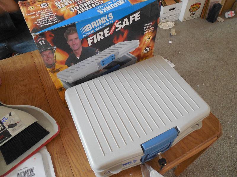 lot 141 image: BRINKS  FIRE SAFE