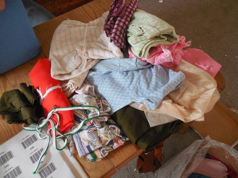lot 145 image: (12) BOXES OF MISCELLANEOUS FABRICS