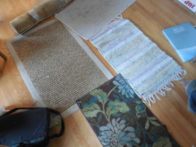 lot 155 image: LOT OF 6 RUGS