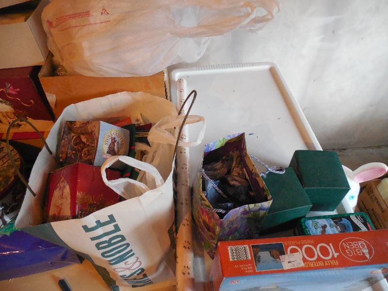 lot 190 image: MASSIVE LOT OF GOODIES PLUS TABLE