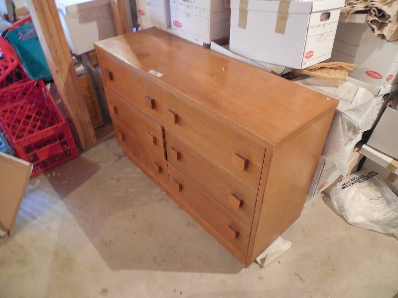 lot 196 image: 6 DRAWER DRESSER