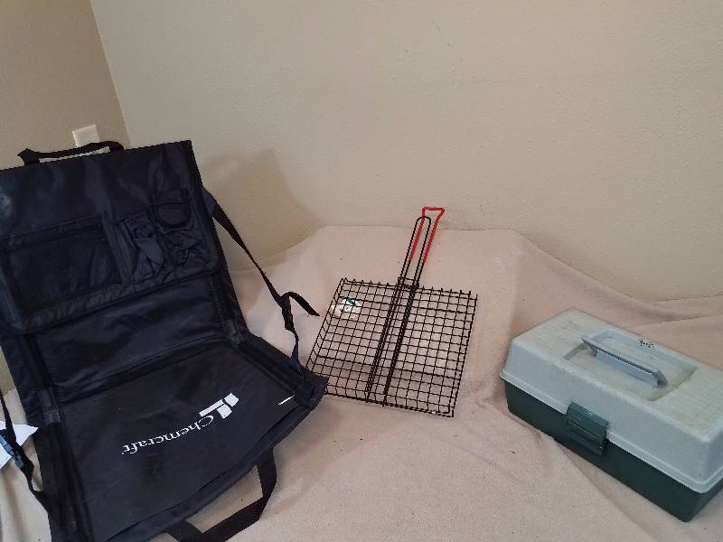 lot 110 image: Lot of Outdoor Items