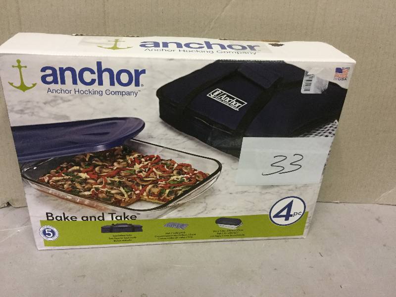 lot 33 image: Anchor Bake and Take - includes tote, hotcold pack, bakeware 9 in x 13 in