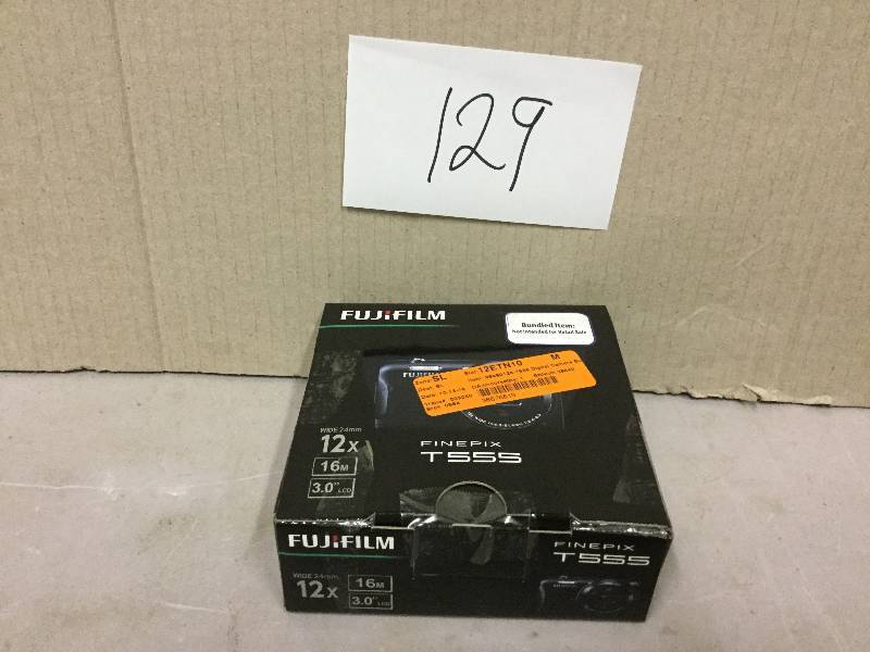 lot 129 image: Fujifilm T555 Finepix Digital Camera 16M