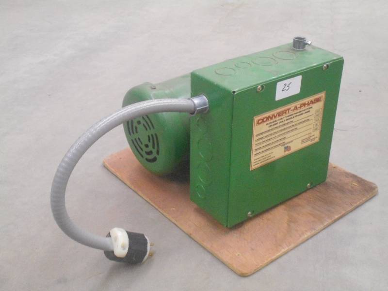lot 25 image: Convert-A-Phase Industrial 2HP Phas...