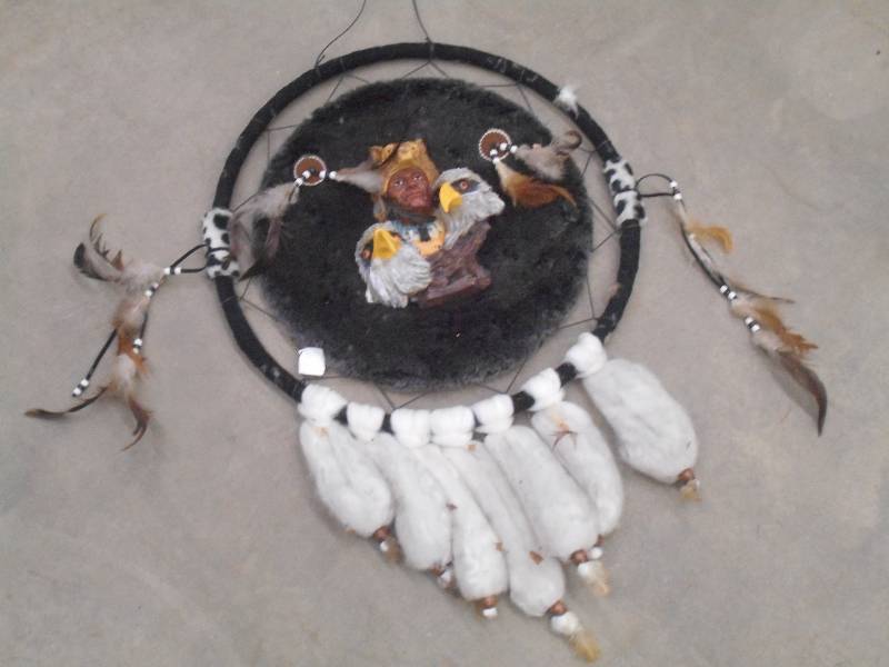 lot 41 image: 18 Dream Catcher ...