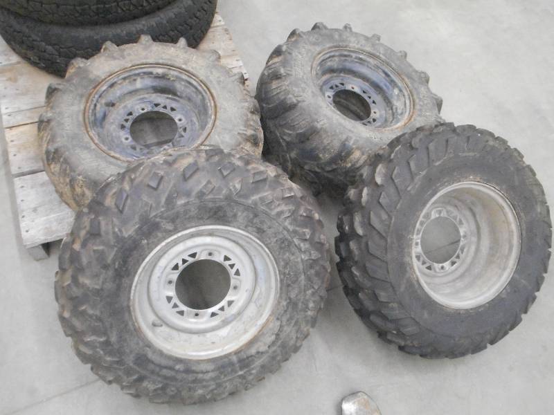 lot 61 image: (4) ATV Whels & Tires Off A Polaris...