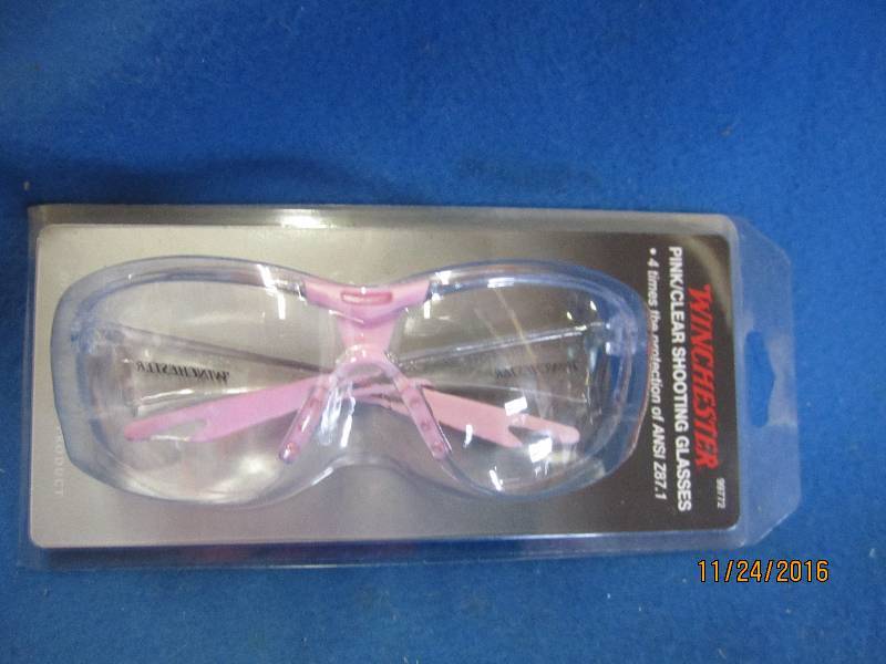 Winchester pink shooting glasses, 4...