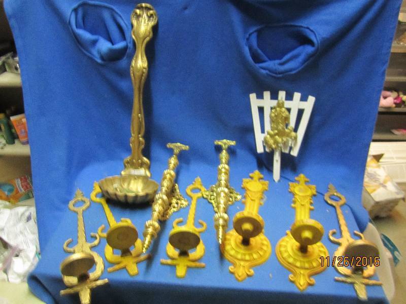 Lot of metal (aluminum) candle hol...