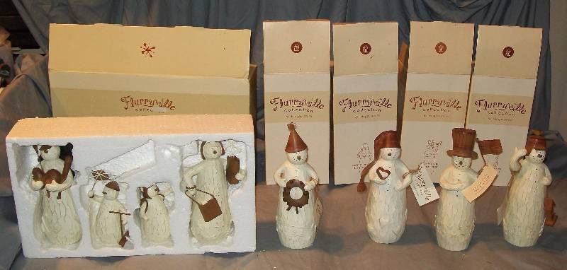 lot 5 image: 8- Vintage Snowman from the Flurryville Collection by Living Quarters with boxes.