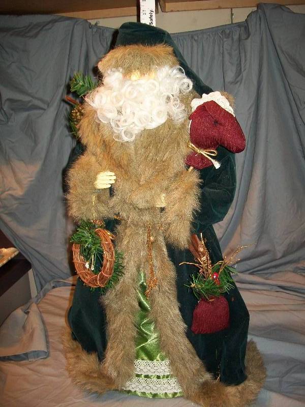 lot 20 image: 24 Tall Exquisite Dark Pine Green Father ChristmasSanta Claus Tree Topper.
