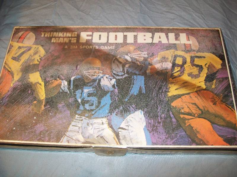 lot 24 image: Vintage 3M Sports Board Game 1969 Thinking Mans Football