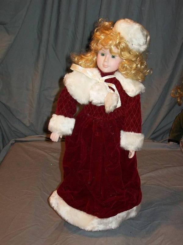 lot 82 image: 18 Vintage Brinns Christmas Collectible Doll Fine Porcelain Head, Chest, Hands & Legs, Detailed Face