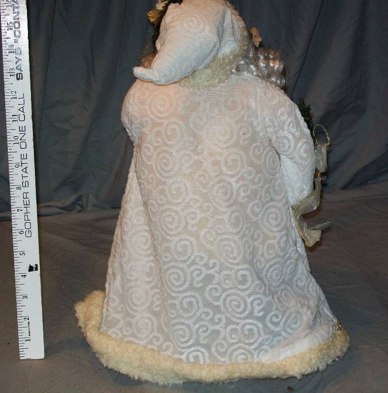 lot 96 image: 16 Father ChristmasSanta Claus Tree Topper Dressed in White Wizard Santa with Exquisite Details.