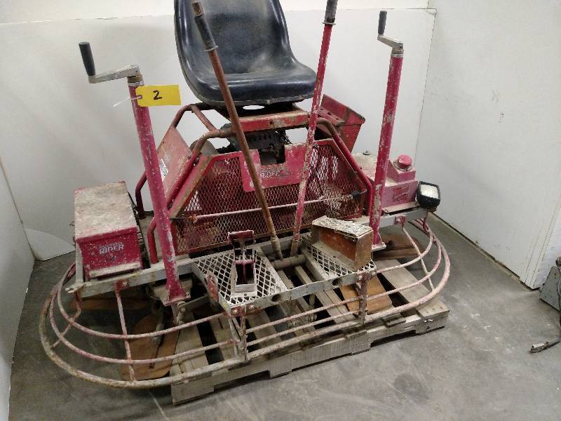 lot 2 image: Allen Pro 900 Razorback 6 Ride On ...