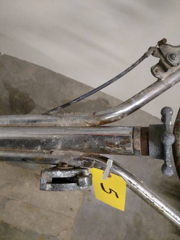 lot 5 image: Terex 4 Power Trowel, 9 hp Honda G...