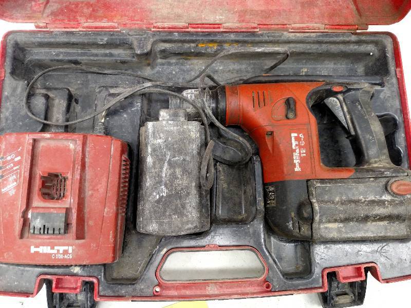 lot 31 image: Hilti  TE6-A Cordless Rotary Hammer...