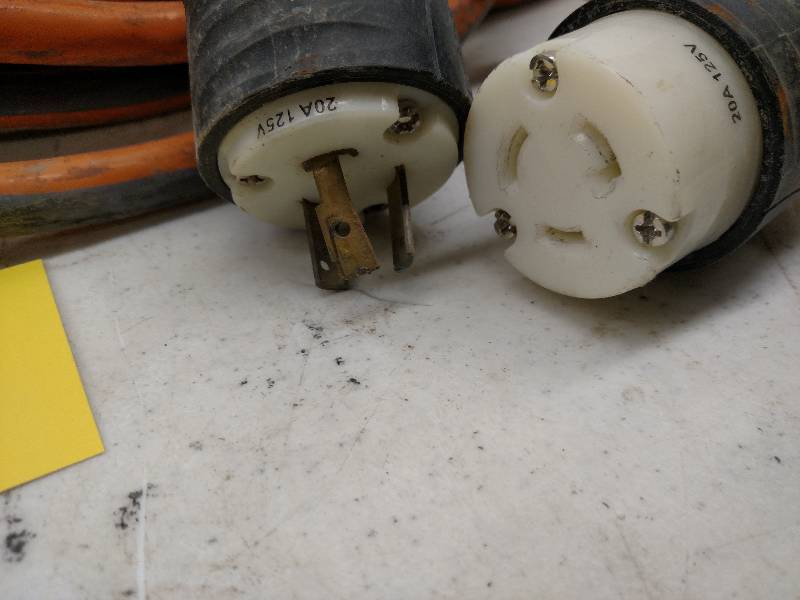 lot 25 image: Ridgid Heavy Duty Extension Cord, 1...