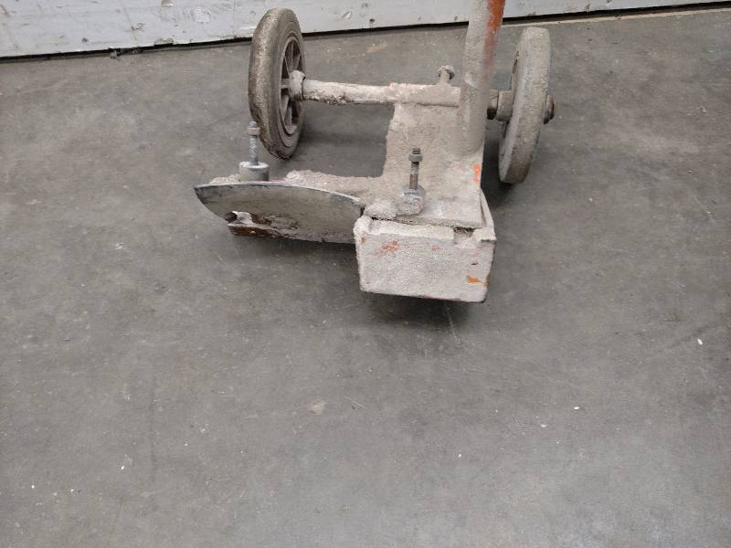 lot 60 image: Stihl Concrete Saw Cart...