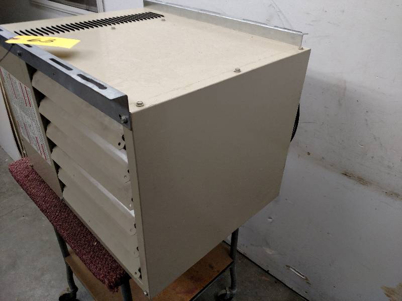 lot 63 image: Advanced Distribution Products (Len...
