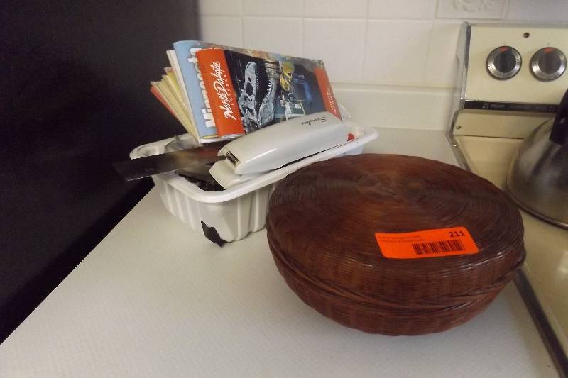 lot 211 image: Sewing basket and contents, stapler, stickers, small notepads, more