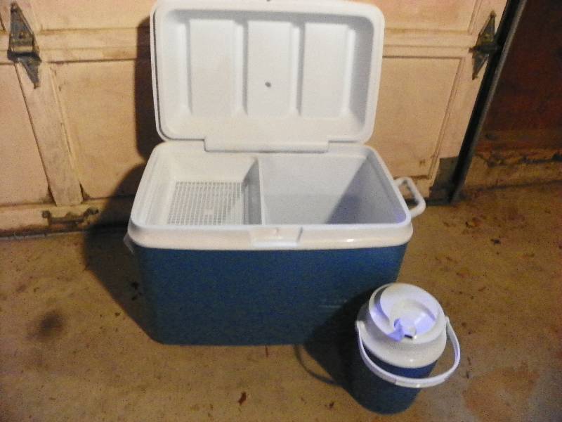 lot 85 image: Garage items
