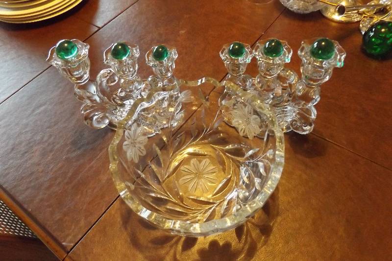 lot 244 image: Crystal bowl, crystal candle holders with green decorative glass balls