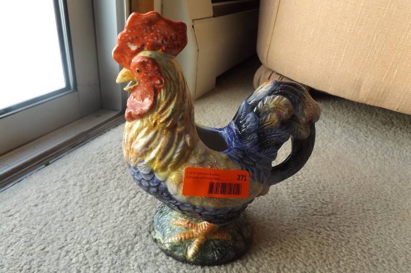 lot 271 image: Enesco, Julie Ueland, ceramic rooster