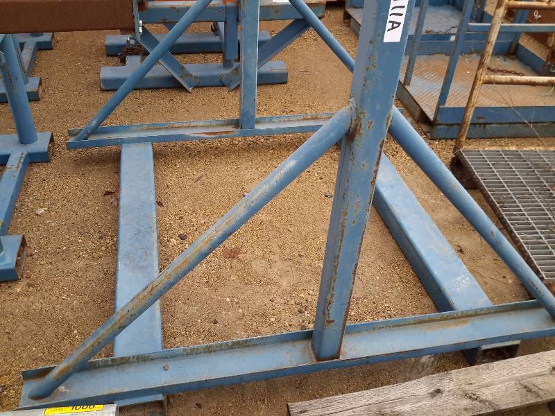lot 111A image: Pipe lifting Rig.  Has Fork Lift slots