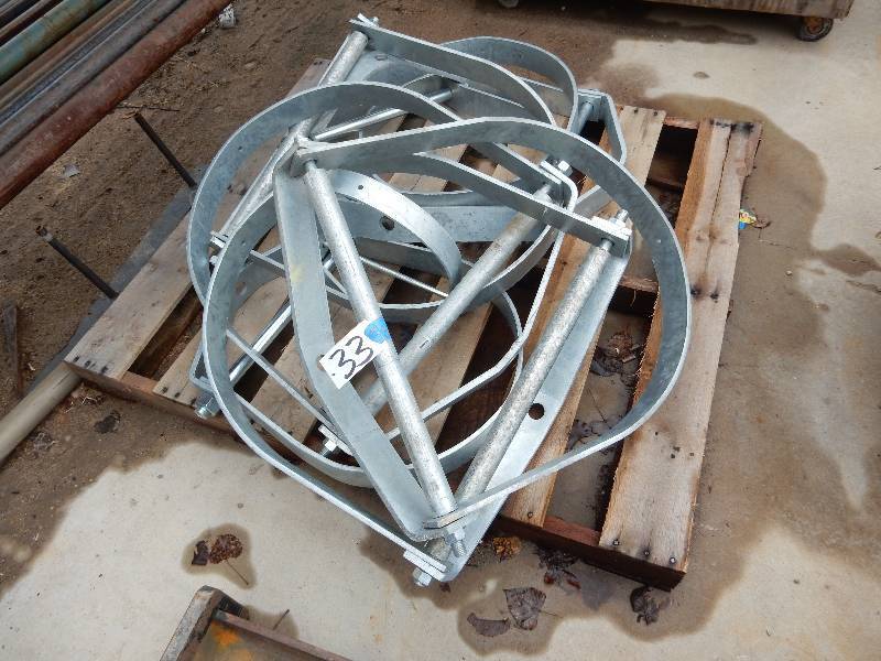 lot 33 image: Extra large Pipe Hangers