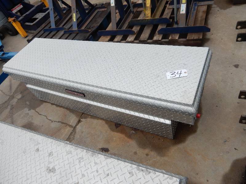 lot 34 image: Weather Guard Tool Box