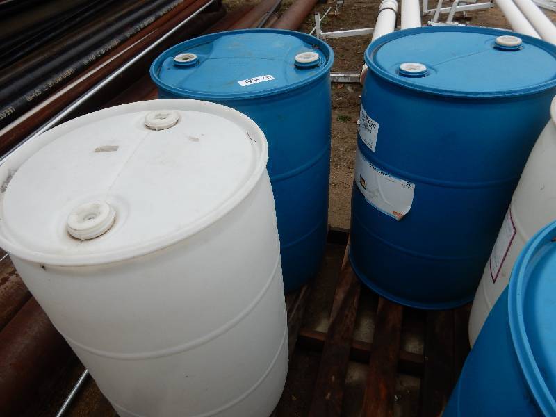 lot 97 image: 3 Plastic 55 Gallon Drums.. Not sure what was in them