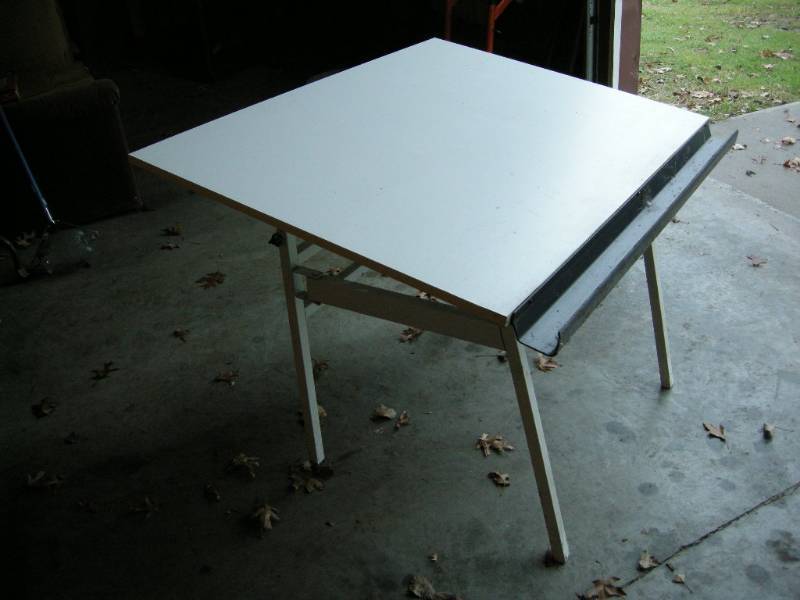 lot 15 image: Drafting Table