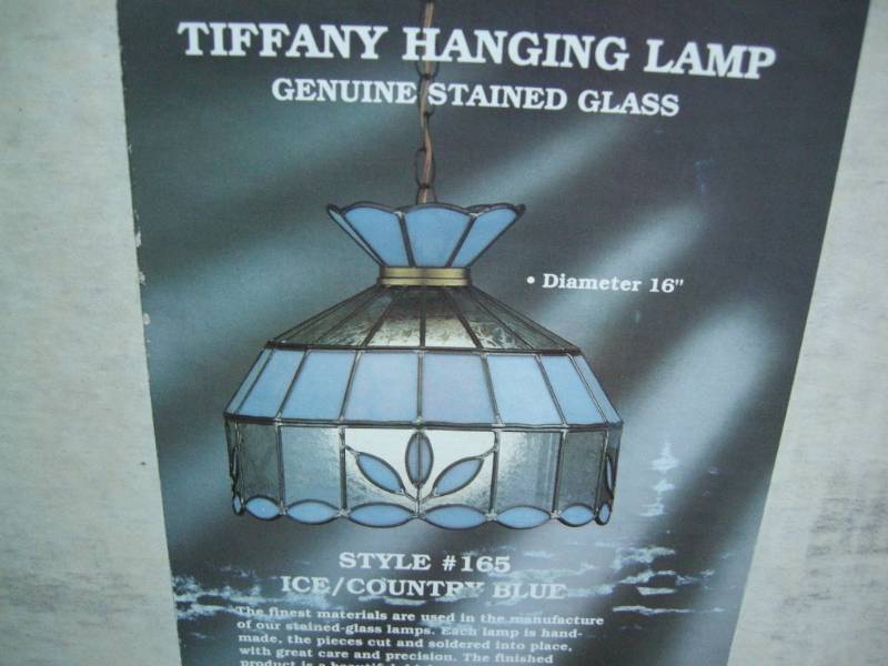 lot 18 image: Mayfair Tiffany Hanging Lamp