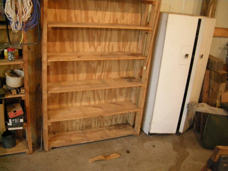 lot 20 image: Wooden Shelf Unit